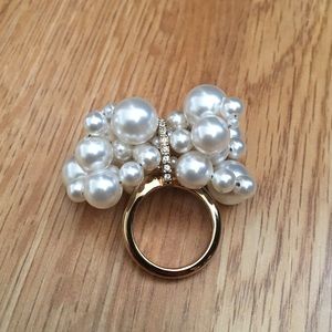 Swarovski pearl cluster ring