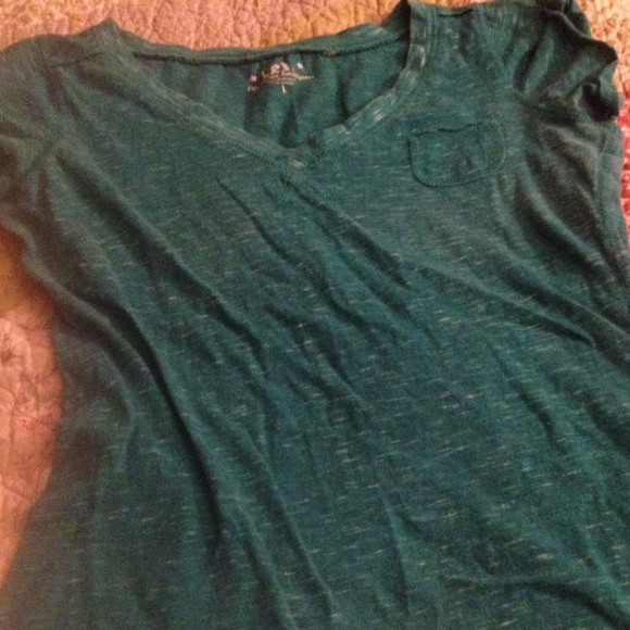 Tee