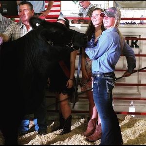 Meet your Posher, Lindseu