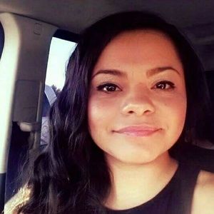 Meet your Posher, Jeserae