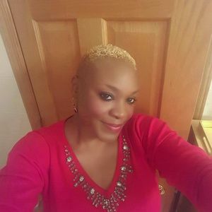 Meet your Posher, Shannon