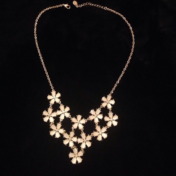 White floral necklace