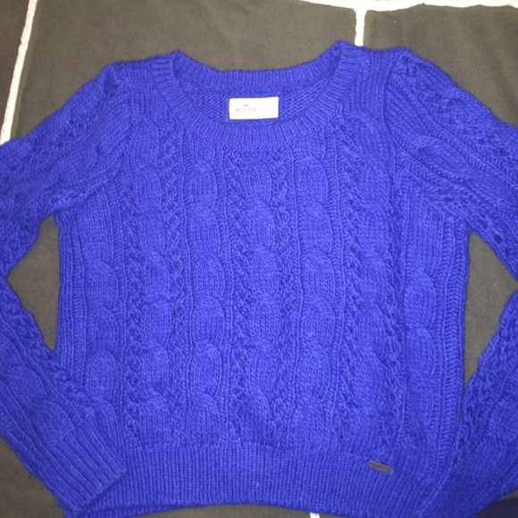 Cozy cable knit sweater from Hollister