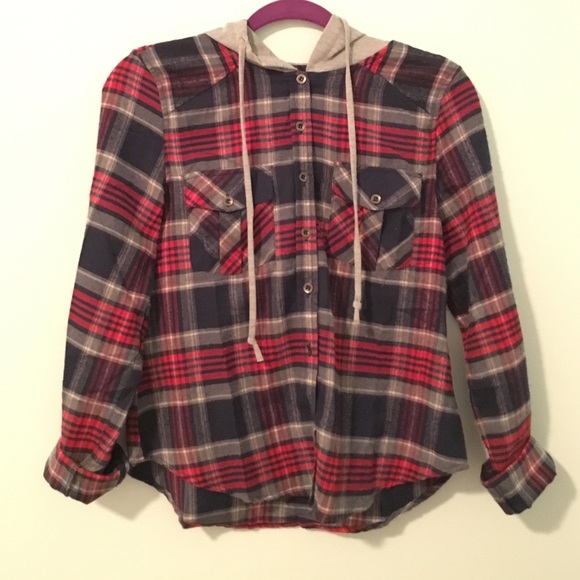 Plaid hooded button-up❣
