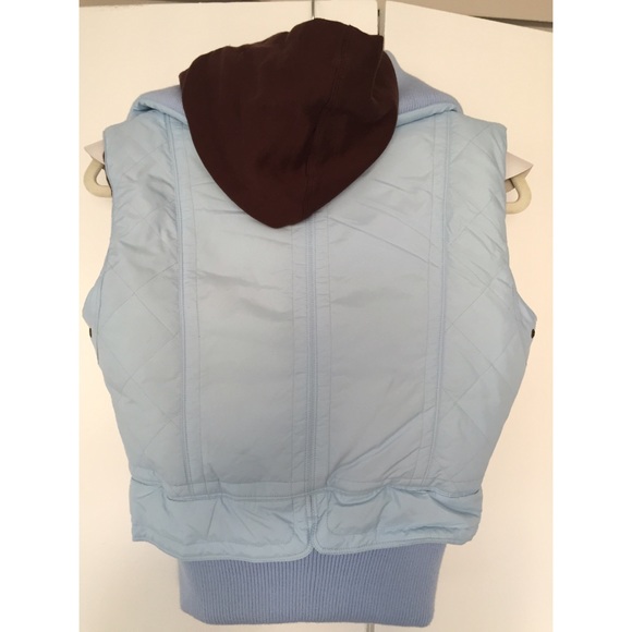 NWOT Solow Baby Blue Hooded Quilted Vest - Picture 3 of 4