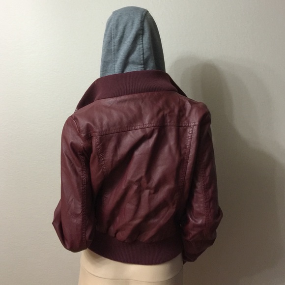 SOLD NWOT BURGUNDY DOUBLE LOOKING ZIP UP JACKET - Picture 4 of 4