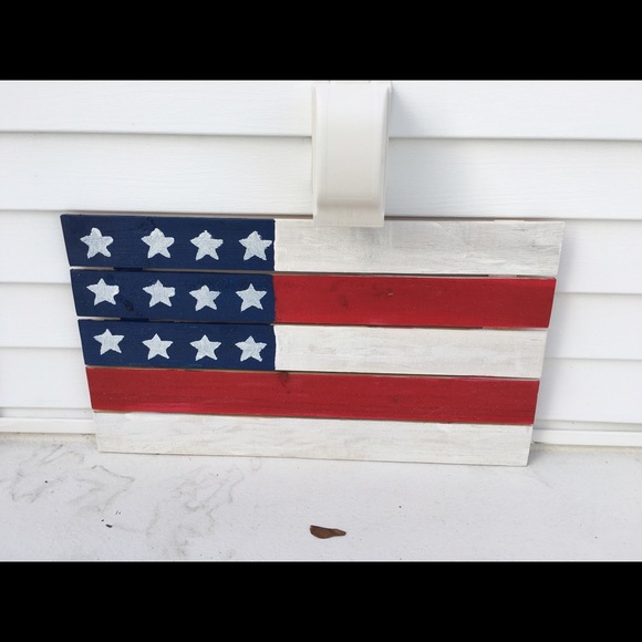 Rustic American Flag wood plaque with rope to hang - Picture 1 of 2