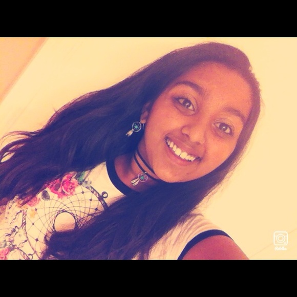 Meet your Posher, Shayal - Picture 3 of 4