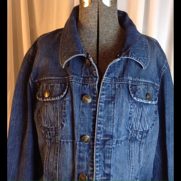 Tommy Hilfiger Jackets & Blazers - Tommy Hilfiger Denim Jacket