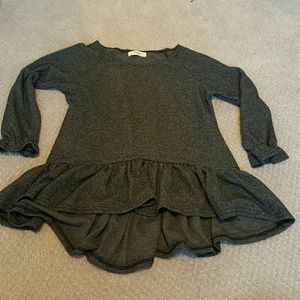 Gray ruffle top