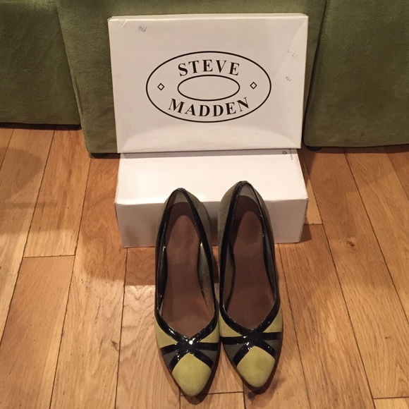 Two tone green Steve Madden Heels