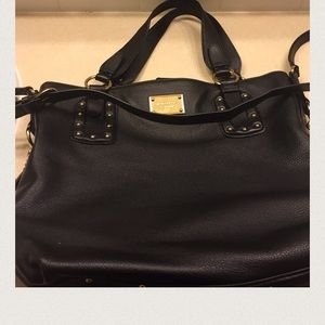 MICHAEL KORS BIG VALLEY SHOULDER BAG