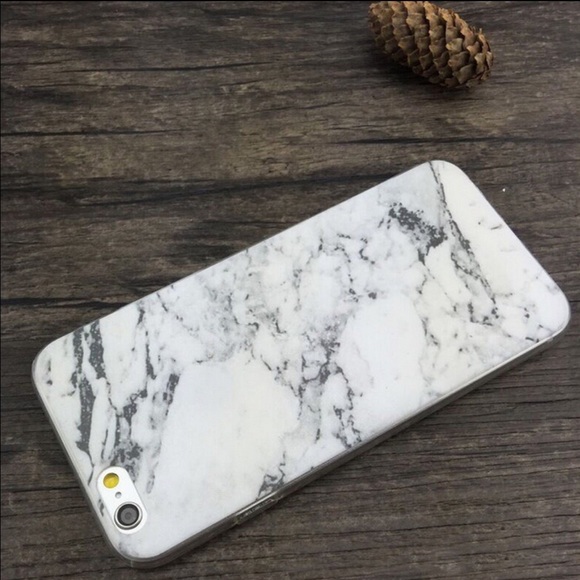 GlamVault Accessories - ✨HP✨iPhone 6/6s plus marble case✨