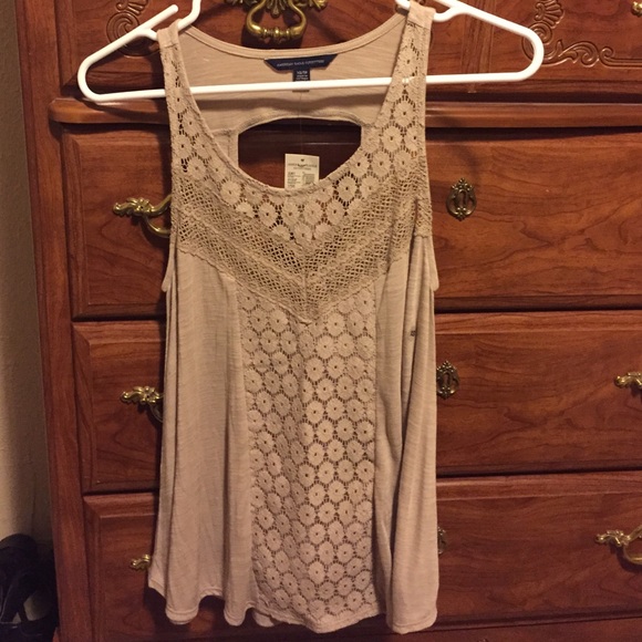 Detailed Tan Top!