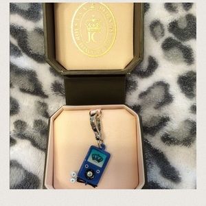 Bundle for @lizzyd84