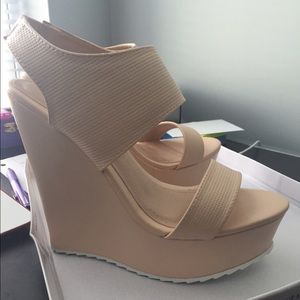 Steve Madden wedges