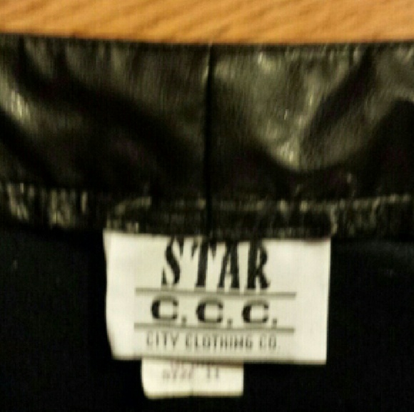 ❤️5/$25 Black Faux Leather Biker Pants - Picture 3 of 3