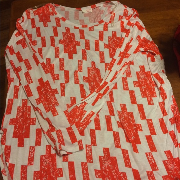 Boutique brand red Aztec tunic top - Picture 1 of 3