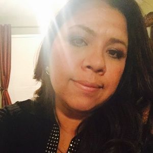 Meet your Posher, Carla