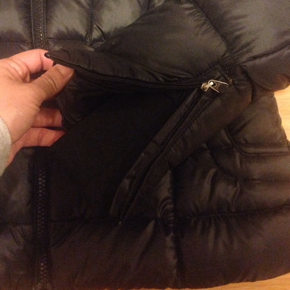 ⛔️SOLD⛔️North Face Down Puffer Snowboard Jacket - Picture 2 of 4