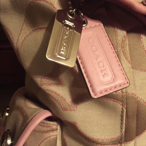 🎄 CHRISTMAS SALE Authentic Coach Backpack - Picture 4 of 4