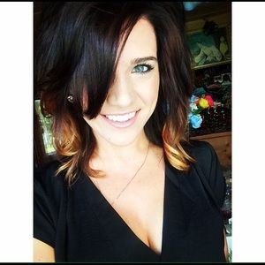 Meet your Posher, Monica