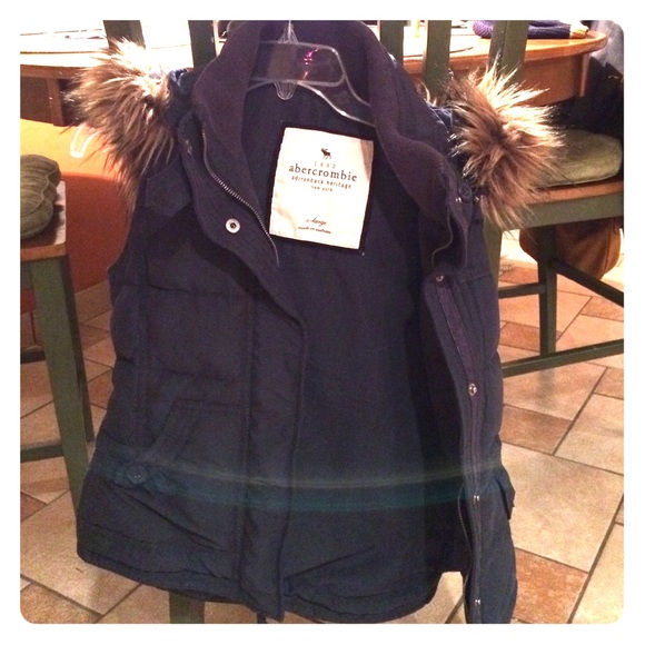 Abercrombie vest