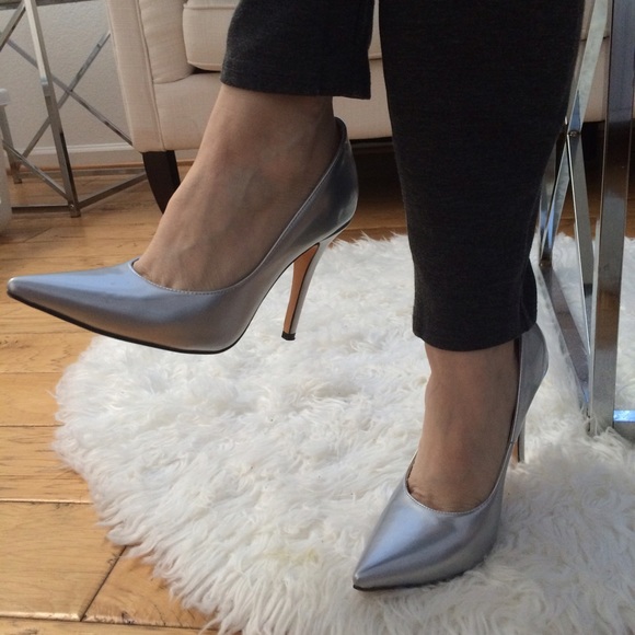 Pointed Silver Pumps Heels Size 6 Wore Once