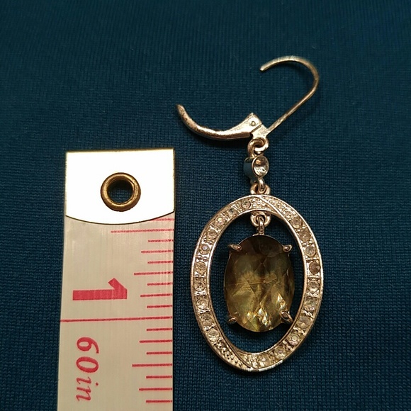 Earings - Picture 2 of 2