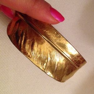 Gold Feather Arm Cuff