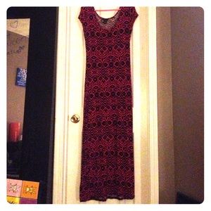 Pink and black Aztec maxi dress💖