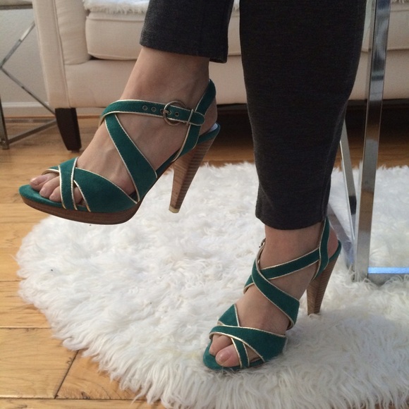 Aldo Green Sandals Heel Size 6