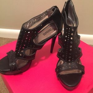 Carlos by Carlos Santana Heels