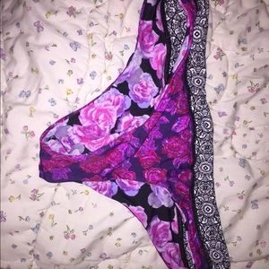 Medium reversible bikini bottom!