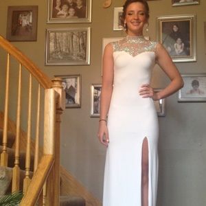 Meet your Posher, Annie