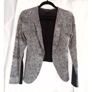 Black and white stretchy blazer NWOT