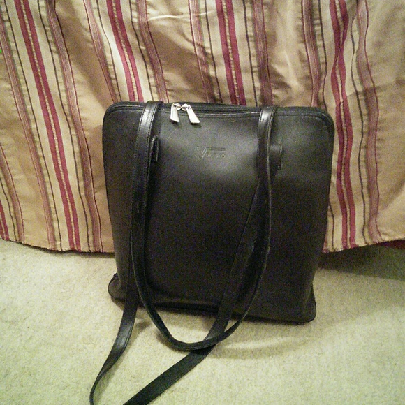 Italian Handbag - Picture 3 of 4