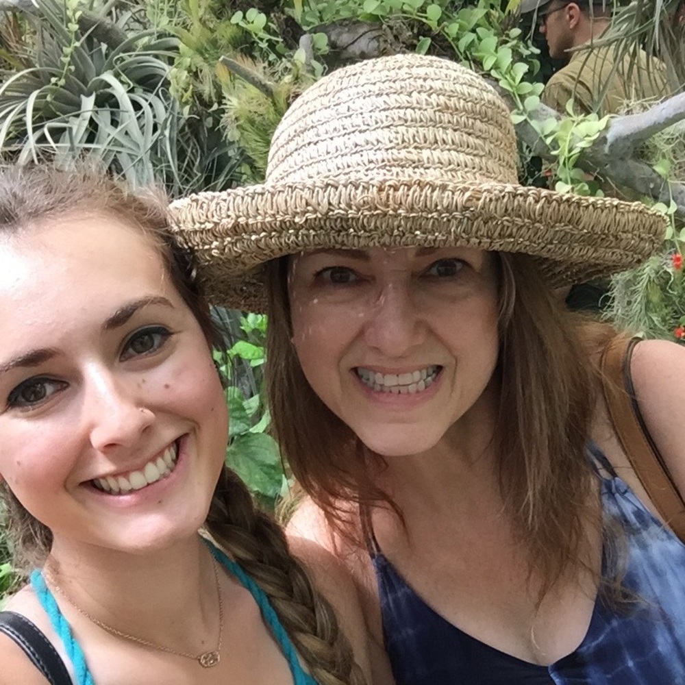 Meet your Posher, Cindy