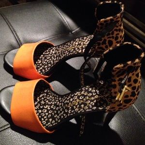 Orange and leopard mix