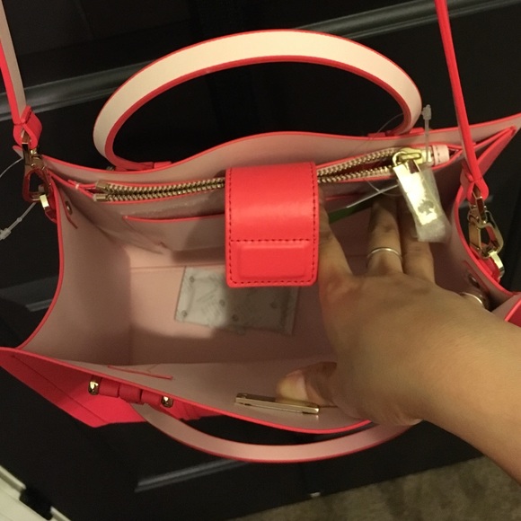 Brand new Kate spade bag - Picture 3 of 4
