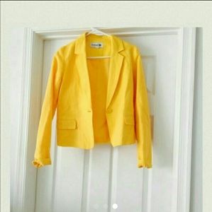💛 NWOT Yellow Blazer 💛