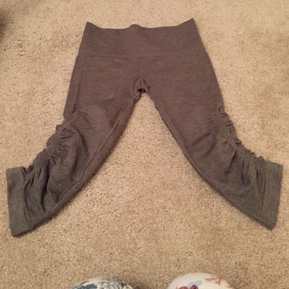 lululemon athletica Pants - Lululemon crop