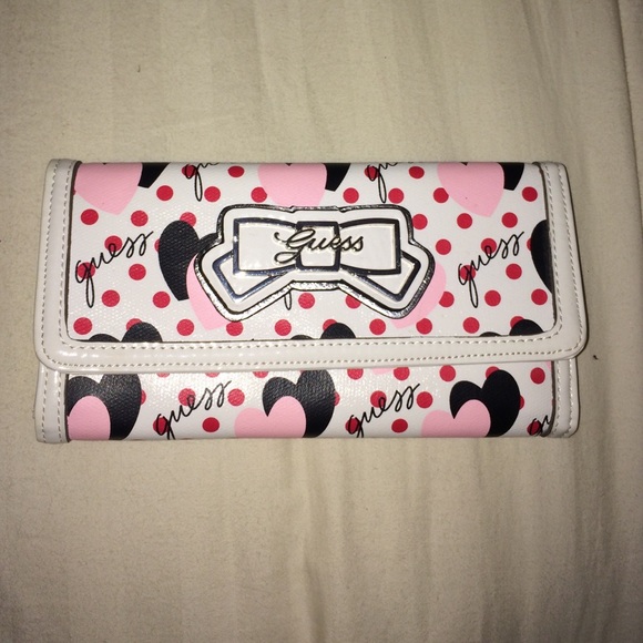 Guess wallet