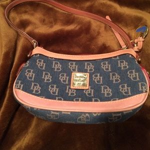 Dooney & Bourke purse