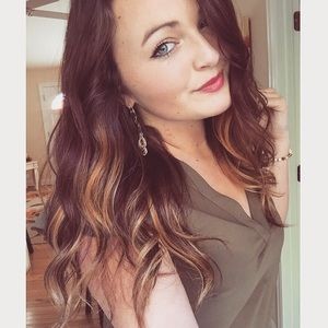 Meet your Posher, Abbie