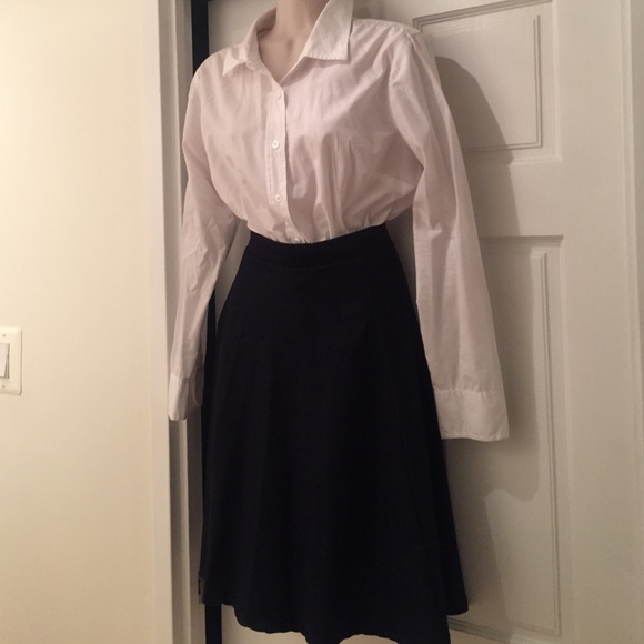 Lovely dark blue flared skirt!