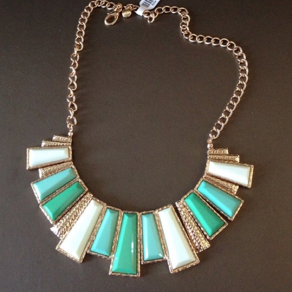 Pharaoh bib necklace