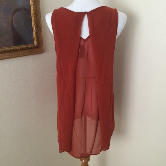 SOLD Bobeau modern grommet tunic top - Picture 3 of 4