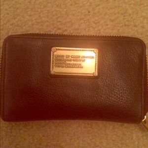 Additional pics of Marc Jacobs wallet