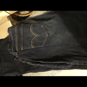 Ladies Levi's